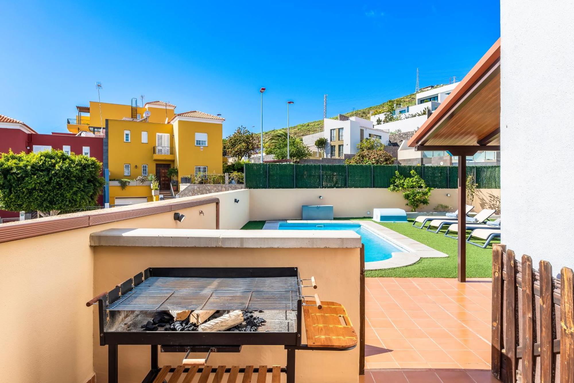 Villa Trueno Refugio De Lujo Con Piscina Climatizada Y Vistas Канделария Экстерьер фото